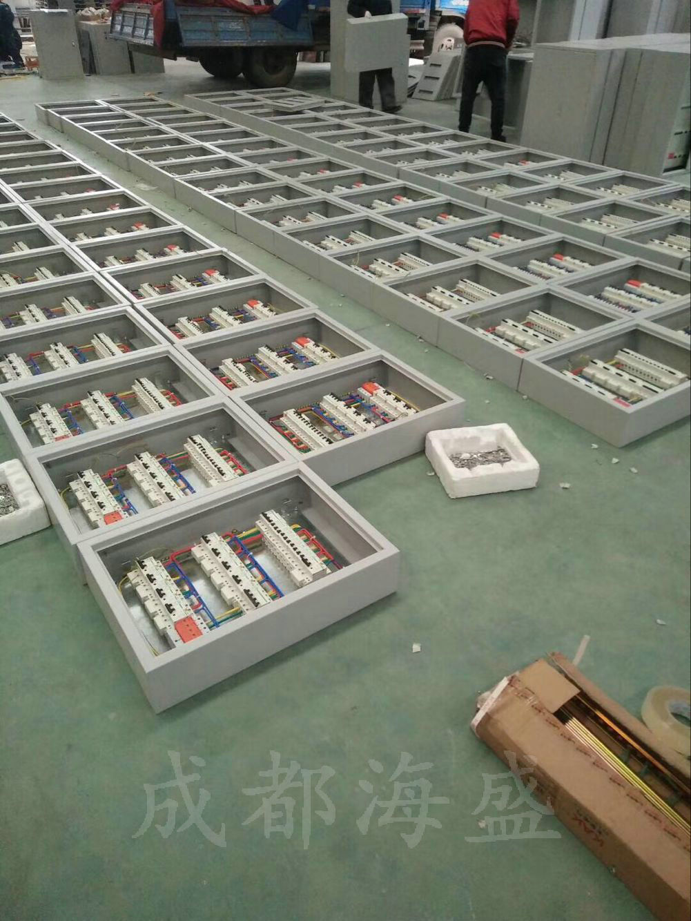 成都PLC控制柜在自動化工程中的應用